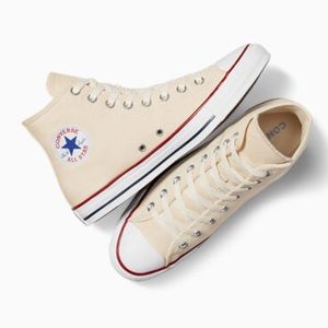 Chuck Taylor All Star- Unisex high top shoe in natural ivory